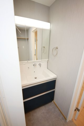 SEA SIDEの独立洗面台