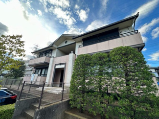 【外観】 | ペットOK♪ブルーライン「仲町台」駅まで徒歩8分♪1フロア2住戸で快適に過ごせるアパートです☆近くに公園があるのでワンちゃんのお散歩にもおすすめです♪
