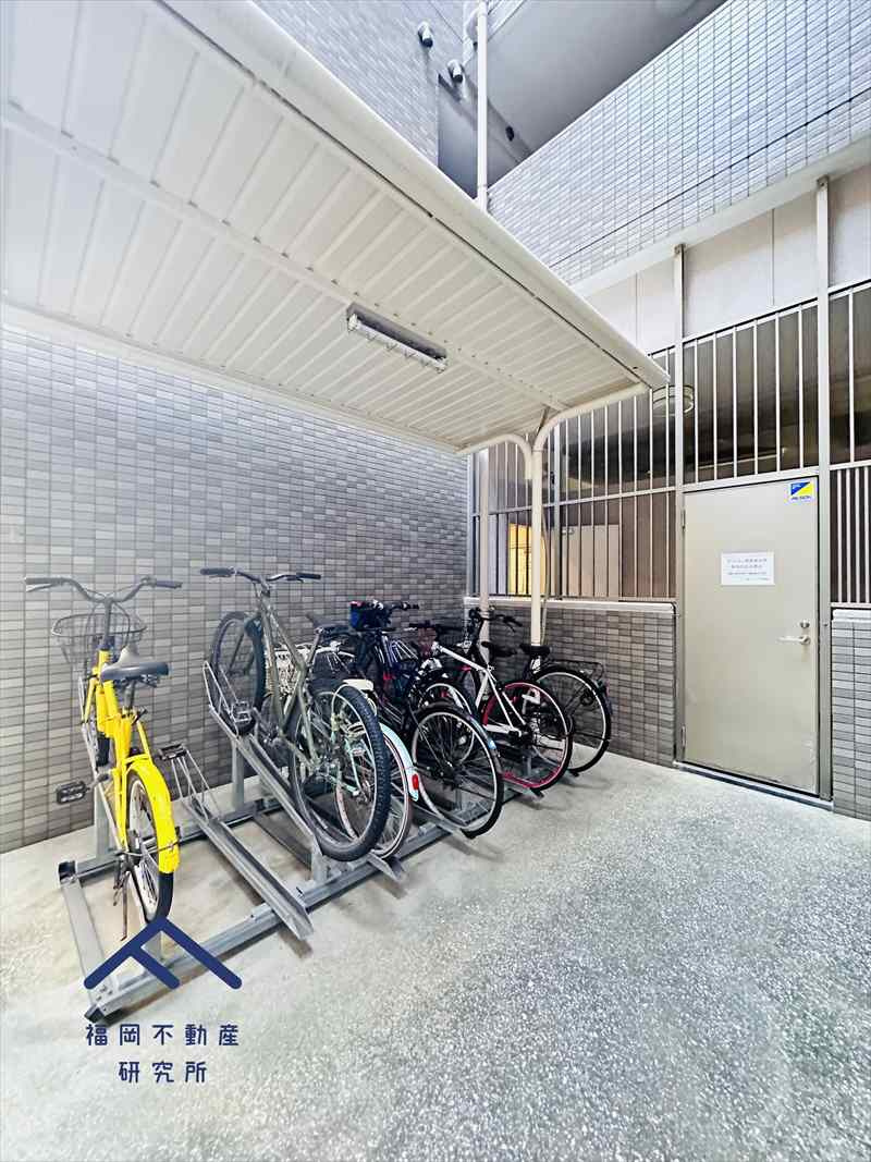 天神パークホームズの駐車場