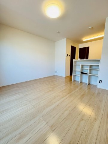 アステール寺町の居間・リビング