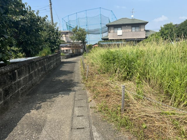 豊原中町土地の前面道路含む現地写真