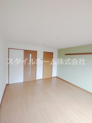 【洋室】 | ボナールシュン | 別部屋写真