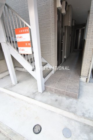 イースタイル鎌倉のエントランス