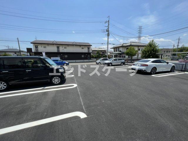 プリーモの駐車場|高崎、前橋エリアのお部屋探しはエンドスケープまで！お客様の理想お聞かせ下さい♪