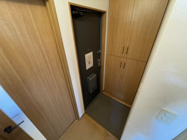 ドミトリー蒼海Bの玄関|高崎、前橋エリアのお部屋探しはエンドスケープまで！お客様の理想お聞かせ下さい♪
