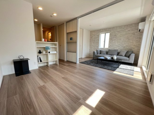 Maisond'Erableの居間・リビング|高崎、前橋のお部屋探しはエンドスケープまで！お客様の理想お聞かせ下さい♪