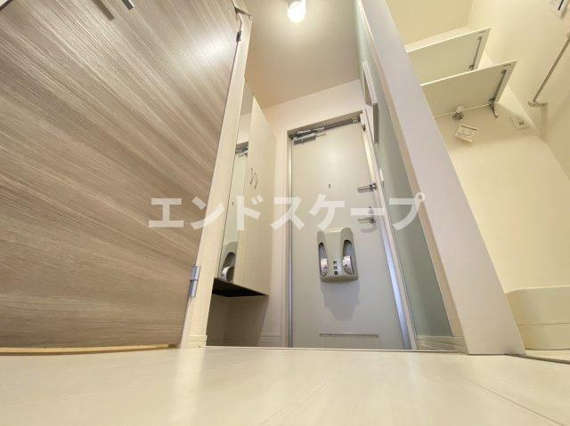 オペラハウス青柳の玄関|高崎、前橋エリアのお部屋探しはエンドスケープまで！お客様の理想お聞かせ下さい♪