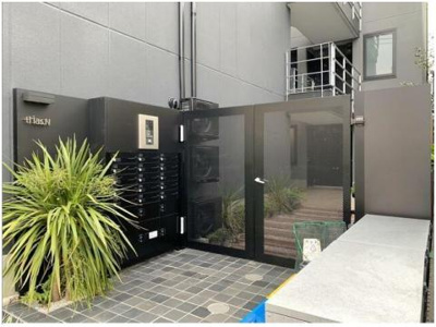 【エントランス】 | ｔｒｉａｓ．Ｎ