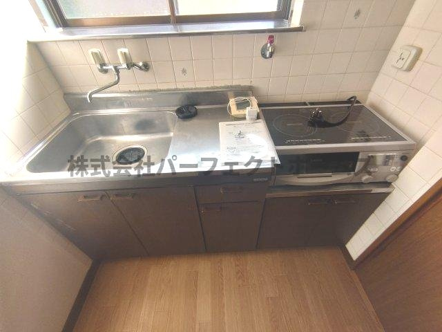 寝屋二丁目戸建　賃貸のキッチン|キッチンです