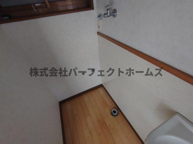 寝屋二丁目戸建　賃貸の設備|洗濯機置場です