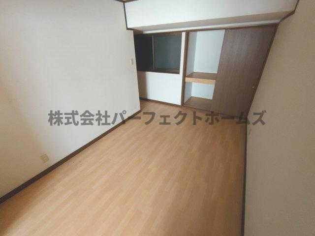 寝屋二丁目戸建　賃貸の洋室|洋室です
