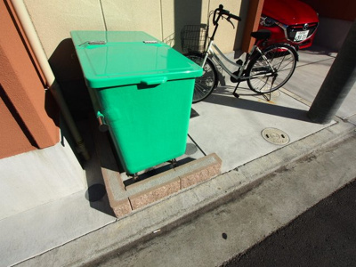 【その他共用部分】 | エヌエムトラントヌフセンター | 敷地内ゴミ捨場