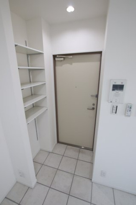 【玄関】 | エヌエムトラントヌフセンター