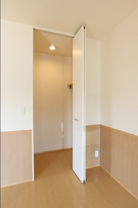 クレールフラッツ天王台の収納|ウォークインクローゼット