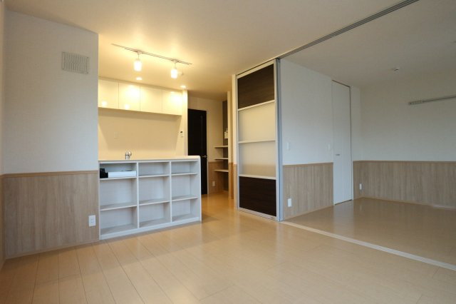 クレールフラッツ天王台の居間・リビング