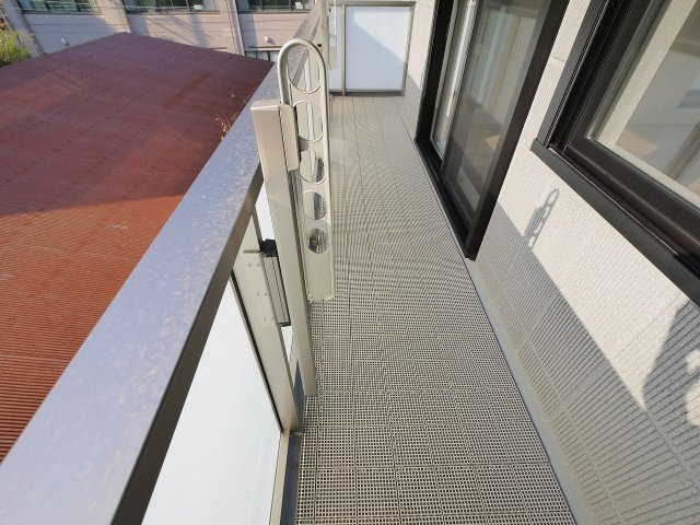 モンパルク生駒元町のバルコニー|バルコニーがあります