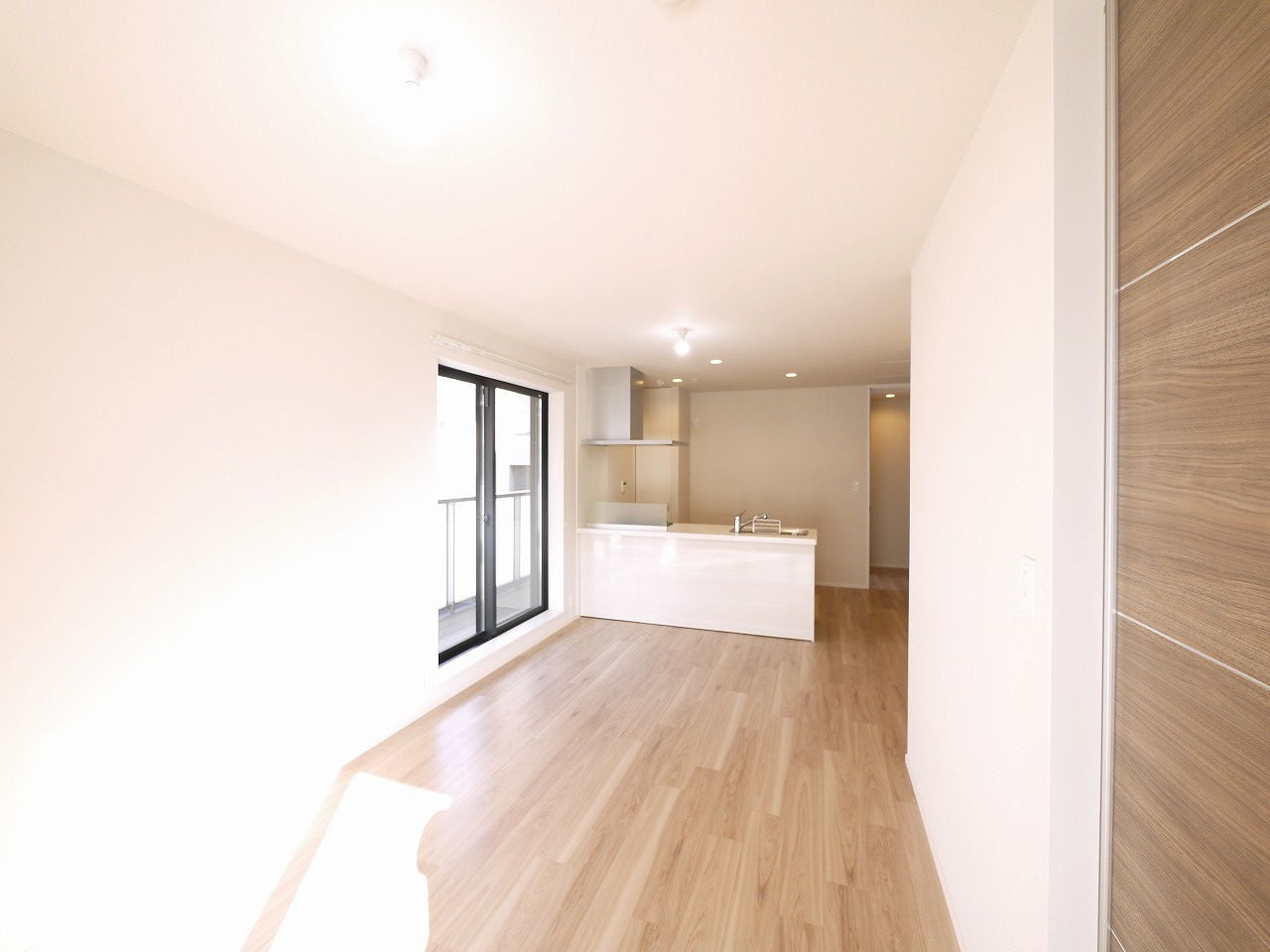 モンパルク生駒元町の居間・リビング|ゆったり過ごせる居間です