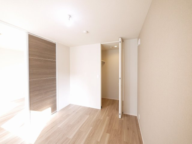 モンパルク生駒元町の収納|たっぷりとした収納スペースです