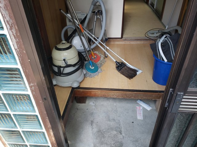 【玄関】 | 東垂水2丁目テラス | 改装前☆神戸市垂水区　東垂水2丁目テラス☆