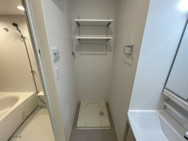 クオーレＡの内装|室内洗濯機置場