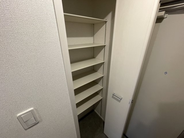 クオーレＤのその他|下駄箱