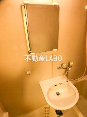 中善大正ハイツの洗面所