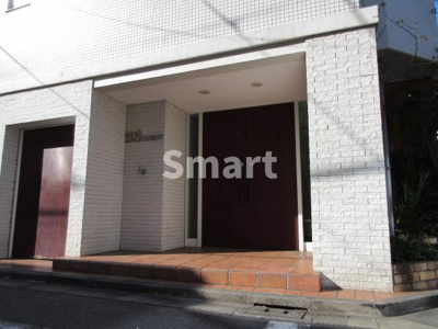 【エントランス】 | リュウズアパートメント