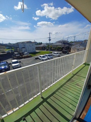 小宅マンションのバルコニー