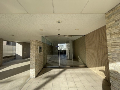 【エントランス】 | メゾンノーブル