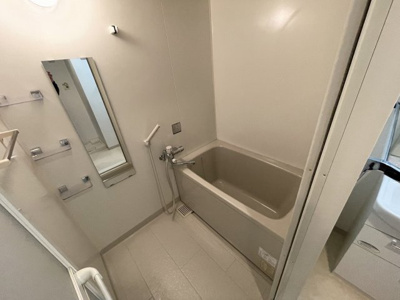 【浴室】 | メゾンノーブル