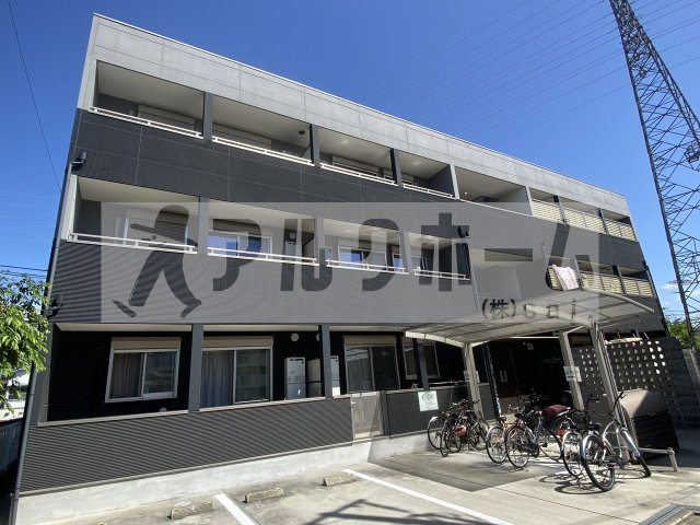 ステラウッド道明寺2の外観