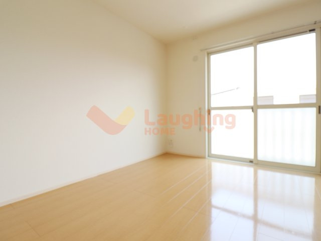 リーベンルーチェⅡの洋室|ゆったりした洋室です