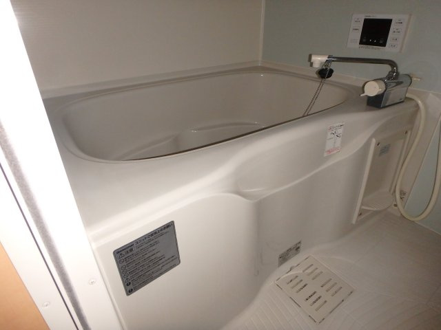 コンフォール日吉の浴室