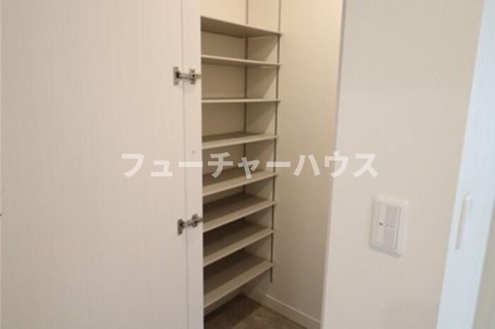 フレマリールＳの玄関