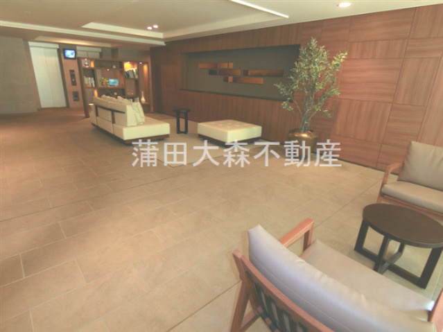 ルフォンブランシェ品川南大井のエントランス|高級賃貸マンションというようなゆとりあるエントランス　
