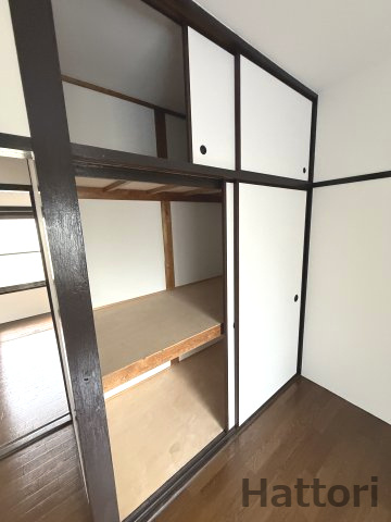 豊中市小曽根３丁目のテラスの収納