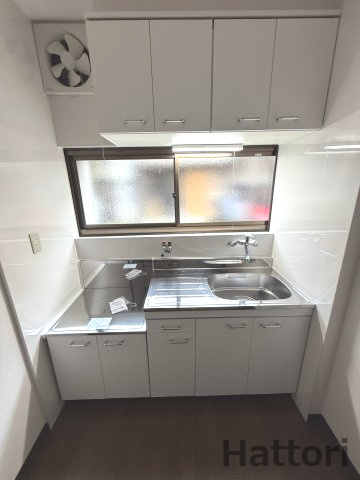 豊中市小曽根３丁目のテラスのキッチン