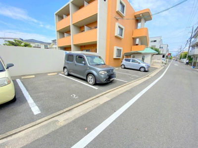 【駐車場】 | ル　ヴェン　ヴェール