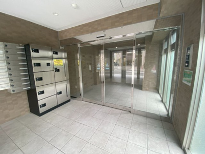【エントランス】 | メゾンドール錦町