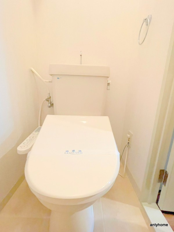 グランヴェルデ緑地　仲介手数料無料のトイレ