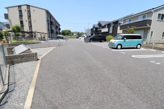 メゾン・ド・ファミーユの駐車場|駐車場