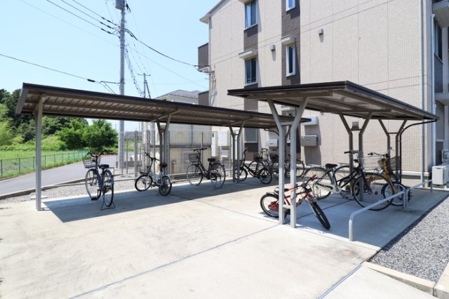 メゾン・ド・ファミーユのその他共用部分|駐輪場