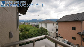 【展望】 | バルコニーから東側の眺望。