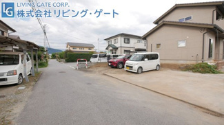 【前面道路含む現地写真】 | 前面道路含む現地写真です