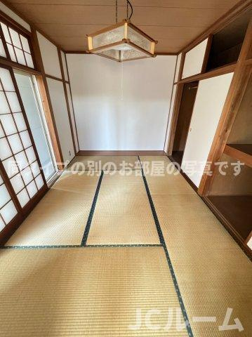 アーバンヒルカワセの和室