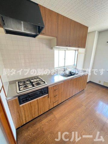 アーバンヒルカワセのキッチン