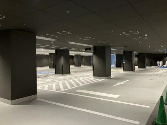 中央区勝どき４丁目の賃貸マンションのその他|駐車場入口