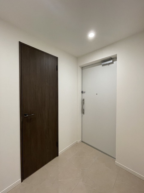 中央区勝どき４丁目の賃貸マンションの玄関