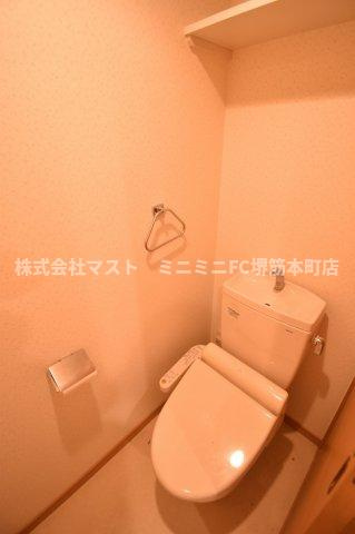グランエイト中津のトイレ
