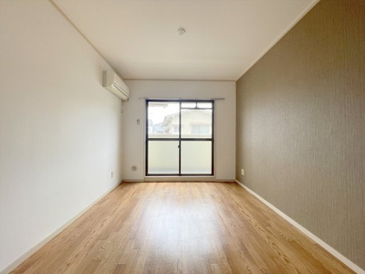 【洋室】 | スタジオ長束